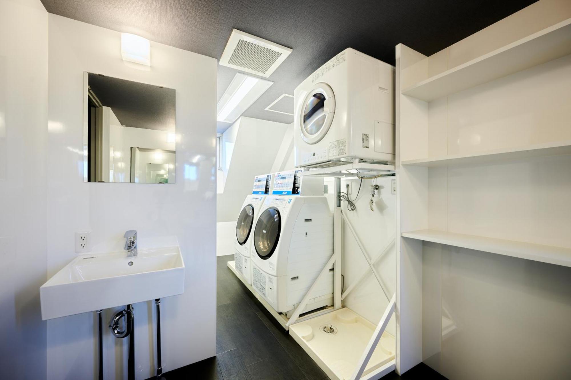 Capsule Hotel Continue Nijojokita Kjóto Exteriér fotografie